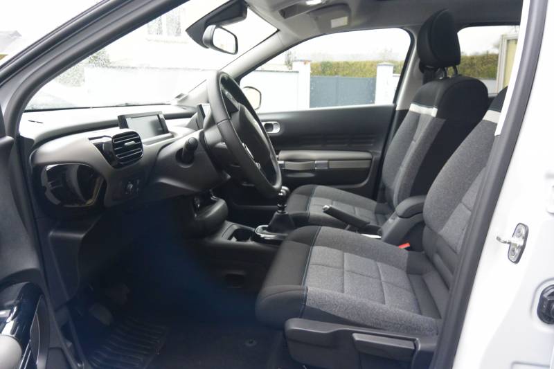 Citroën C4 Cactus 1.2 PURETECH 130 SHINE