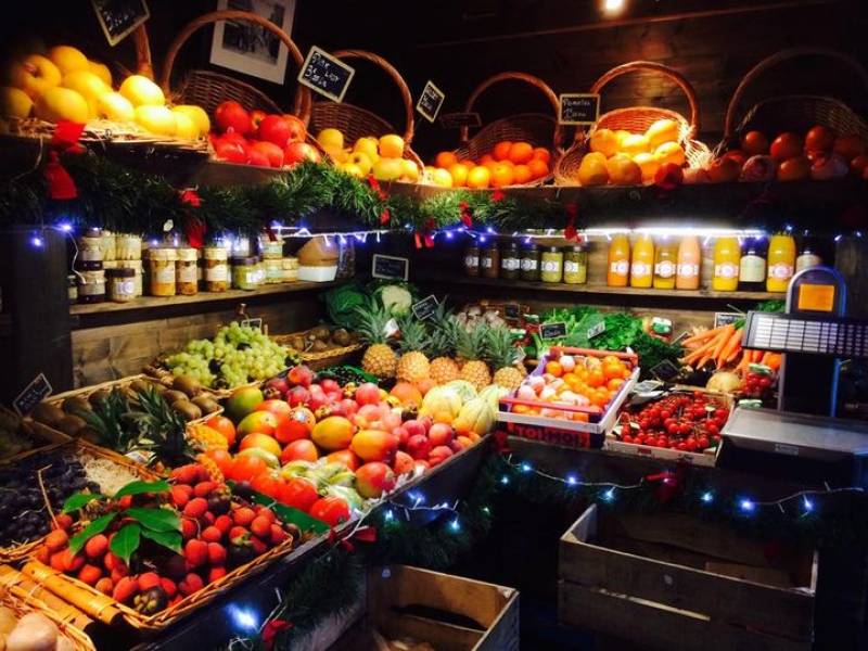 Commerce de détail de fruits et légumes en magasin spécialisé Beaumont le Roger LE PRIMEUR BEAUMONTAIS